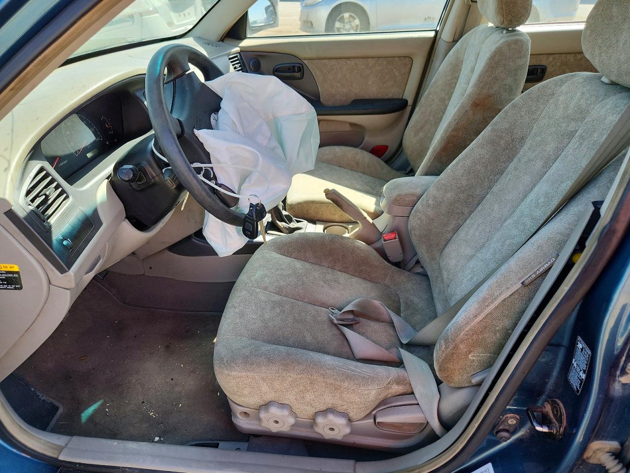 2002 Hyundai Elantra VIN KMHDN45D12U291413 photo 7
