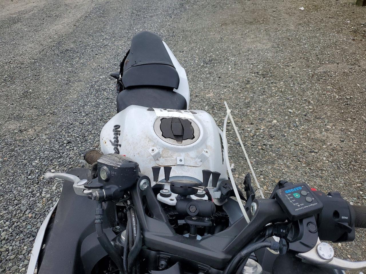 2017 Kawasaki Ex VIN JKAEXEJ16HDA01645 photo 5