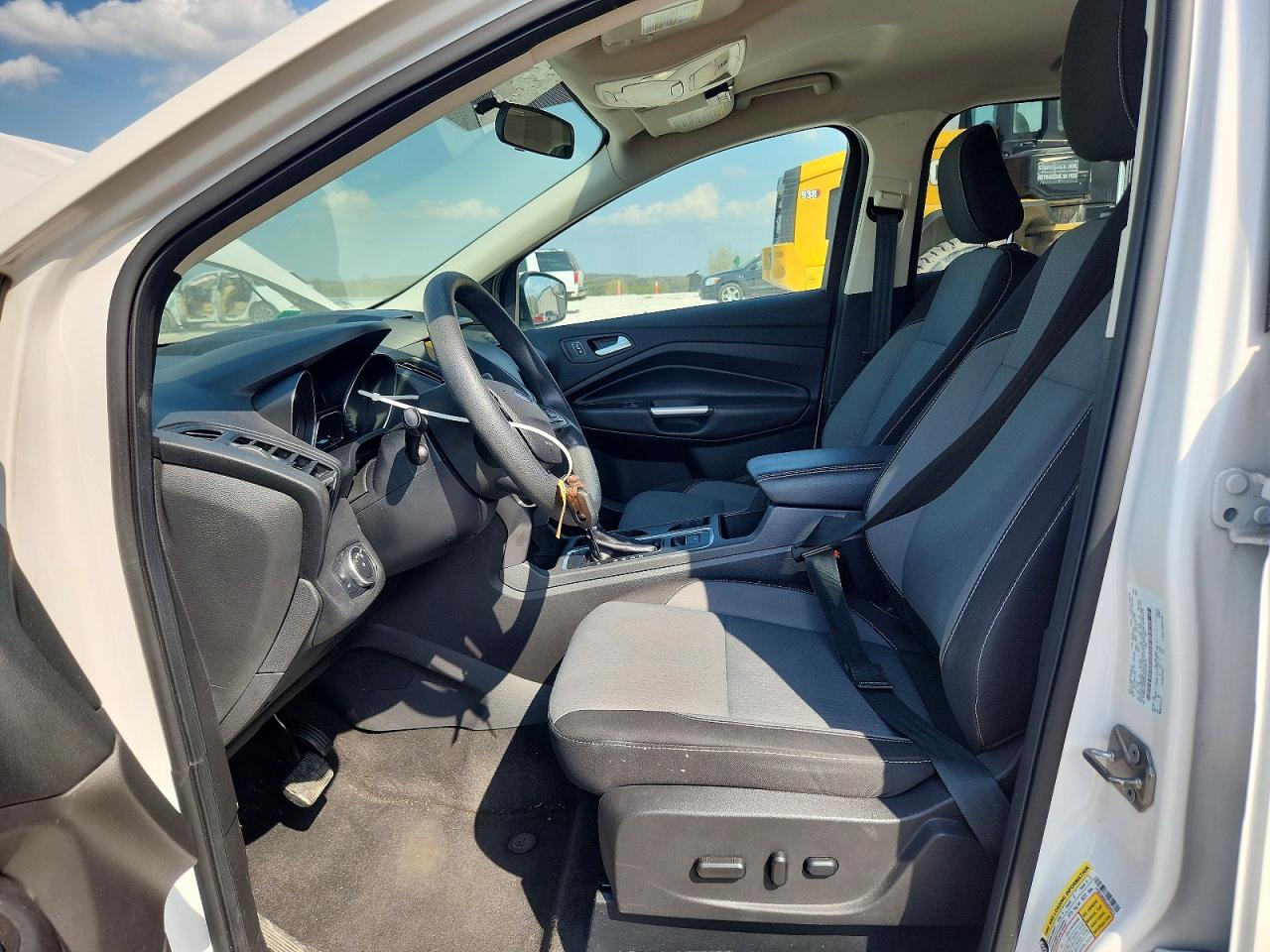 2018 Ford Escape VIN 1FMCU9GD0JUC04673 photo 7