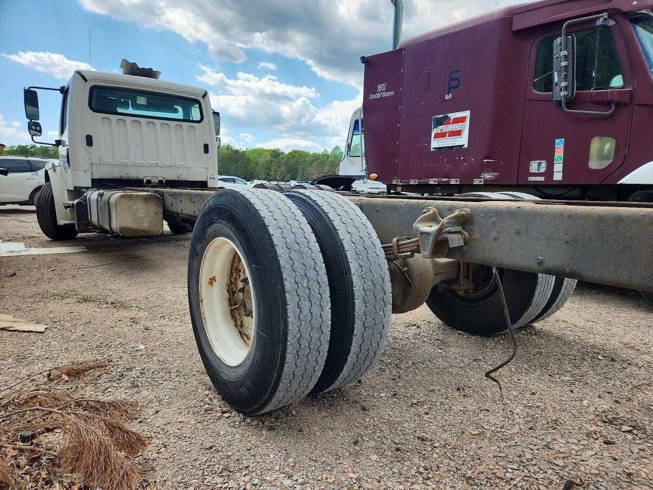 2015 FREIGHTLINER All other VIN 3ALACWDT5FDGG5501 photo 2