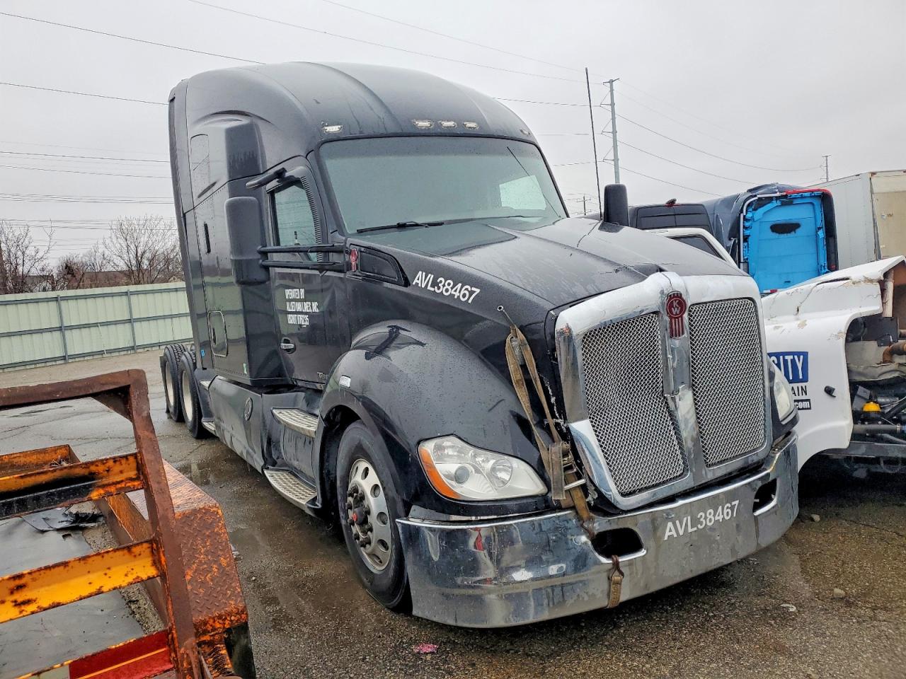 2017 KENWORTH All models VIN 1XKYD49X9HJ134241 photo 1