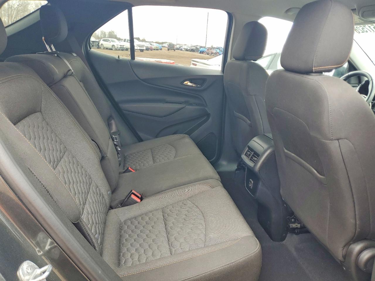 2020 Chevrolet Equinox VIN 2GNAXJEV9L6105486 photo 11