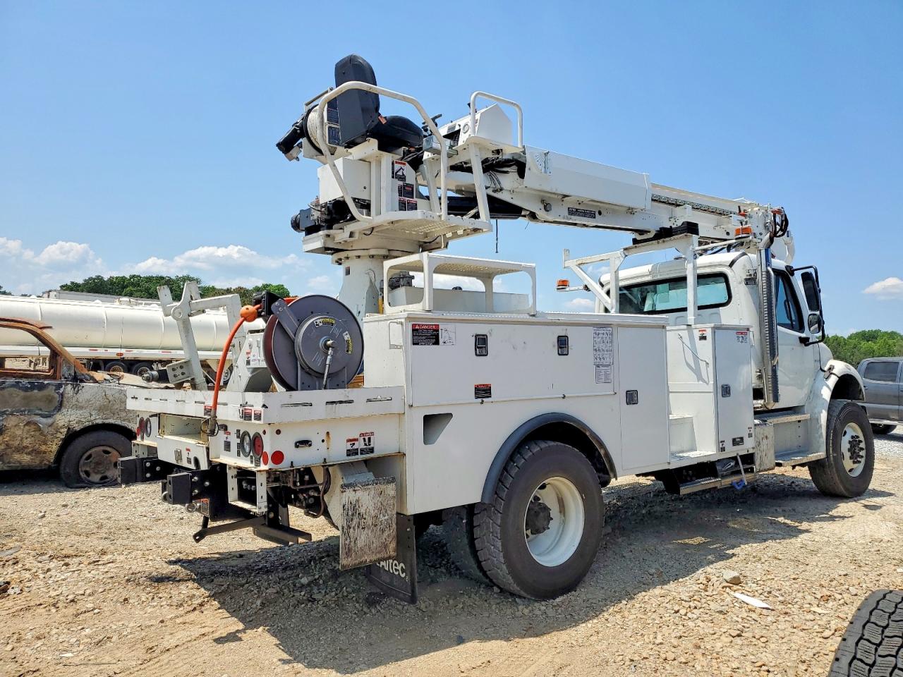 2025 FREIGHTLINER All other VIN 3ALDCXFC6SDVZ3946 photo 4