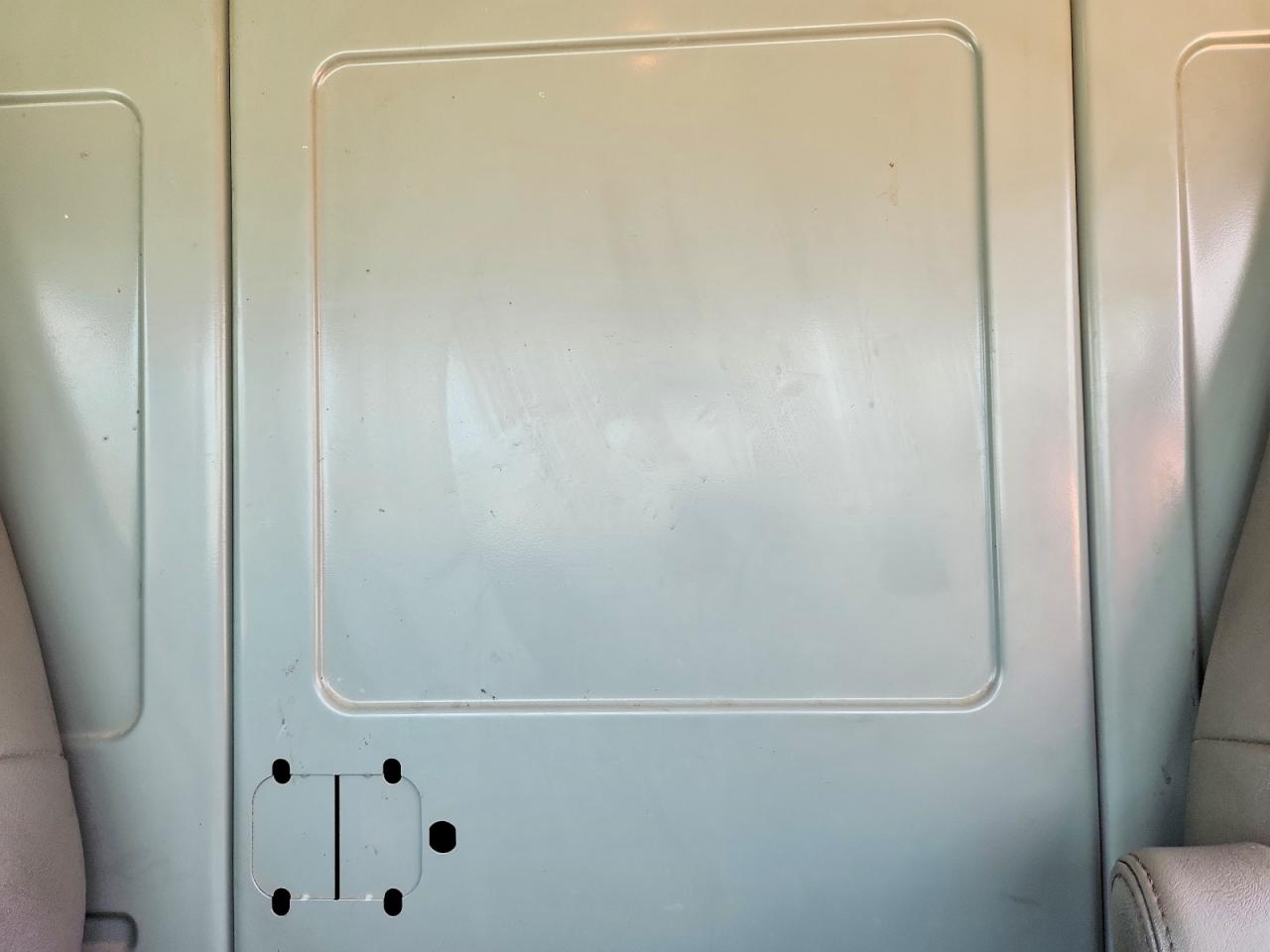2021 Express VIN 1GCWGAFP3M1175097 photo 10