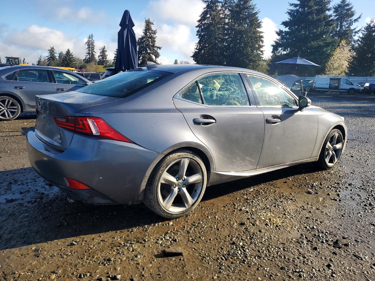 2014 Lexus Is VIN JTHBE1D24E5002130 photo 3