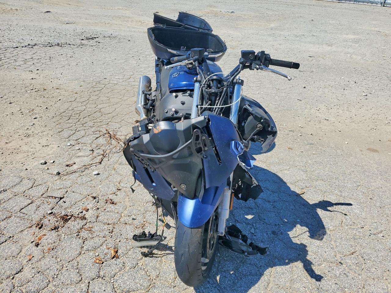 2018 Yamaha Fjr1300 VIN JYARP29E2JA000537 photo 2