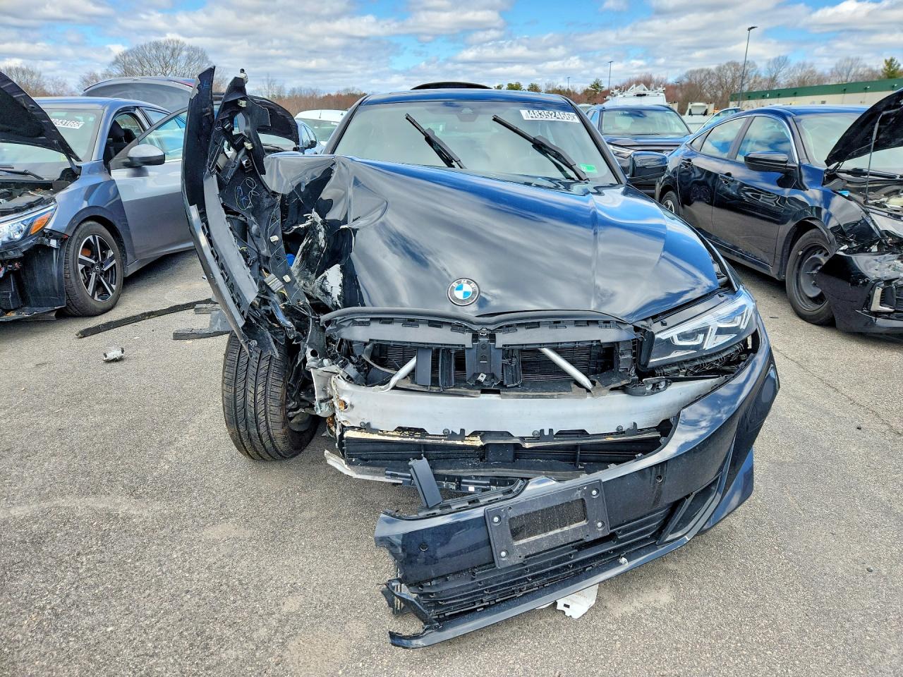 2026 BMW 3 series VIN 3MW89CW02T8F93384 photo 5