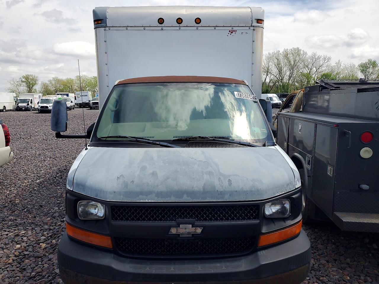 2007 CHEVROLET Express VIN 1GBJG31U871209949 photo 5
