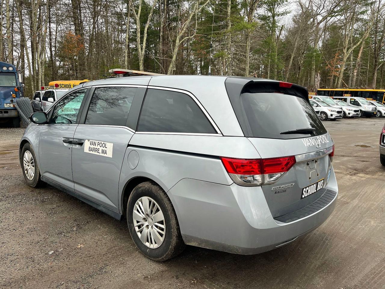 2016 Honda All models VIN 5FNRL5H29GB124412 photo 3