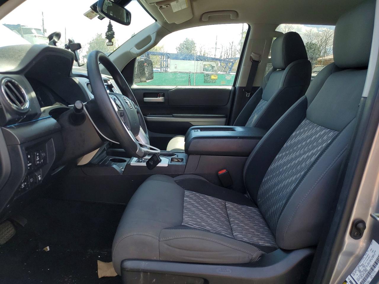 2020 Toyota Tundra VIN 5TFDY5F17LX873554 photo 7