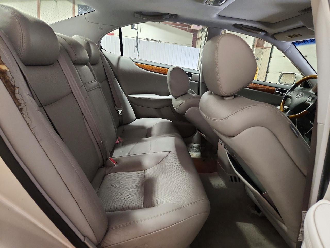 2005 LEXUS Es250 VIN JTHBA30G355142484 photo 10
