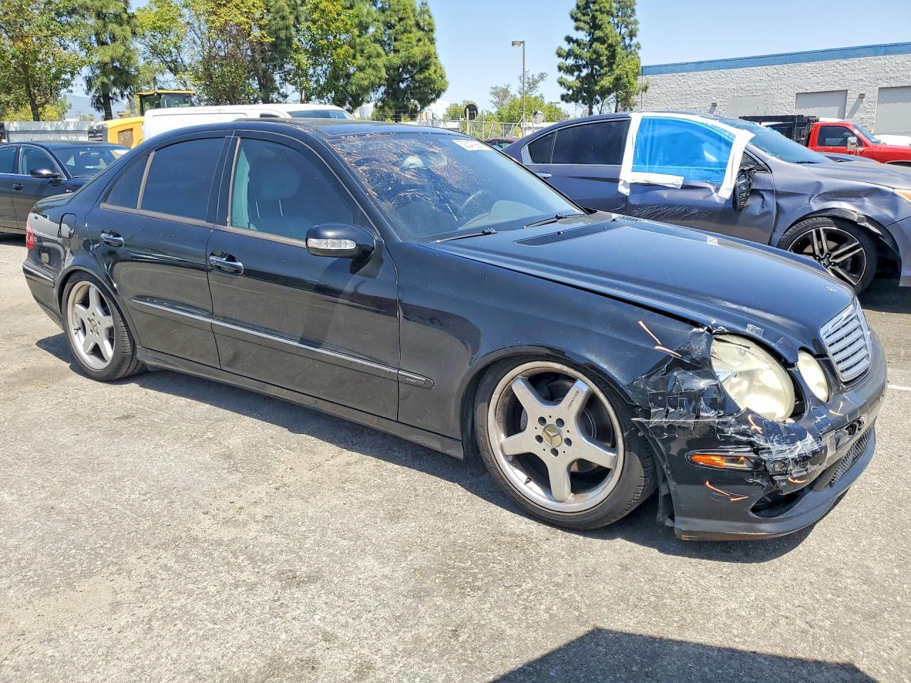 2006 Mercedes-Benz E-class VIN WDBUF70JX6A888209 photo 4