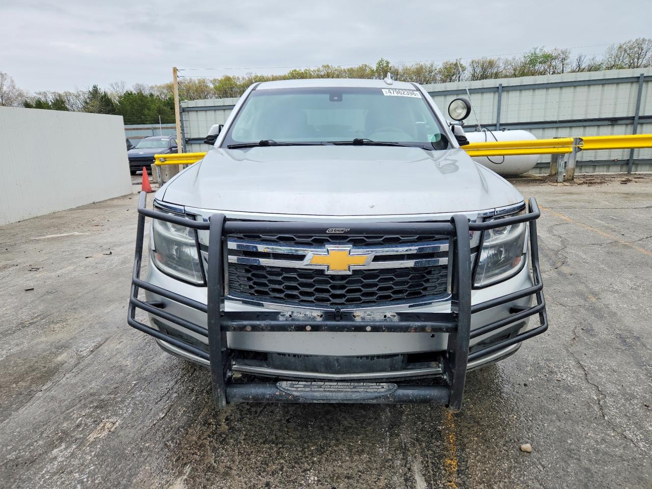 2019 Chevrolet Tahoe VIN 1GNSKDEC6KR362420 photo 5