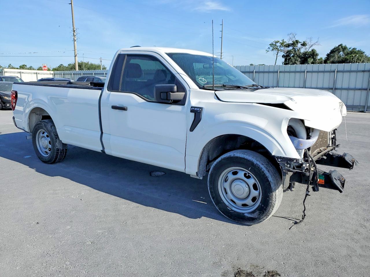 2024 Ford F150 VIN 1FTMF1K51RKD50902 photo 4