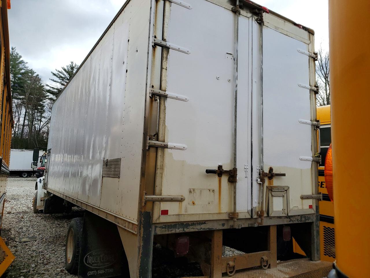 2013 FREIGHTLINER All other VIN 1FVACWDT2DHFB3151 photo 2
