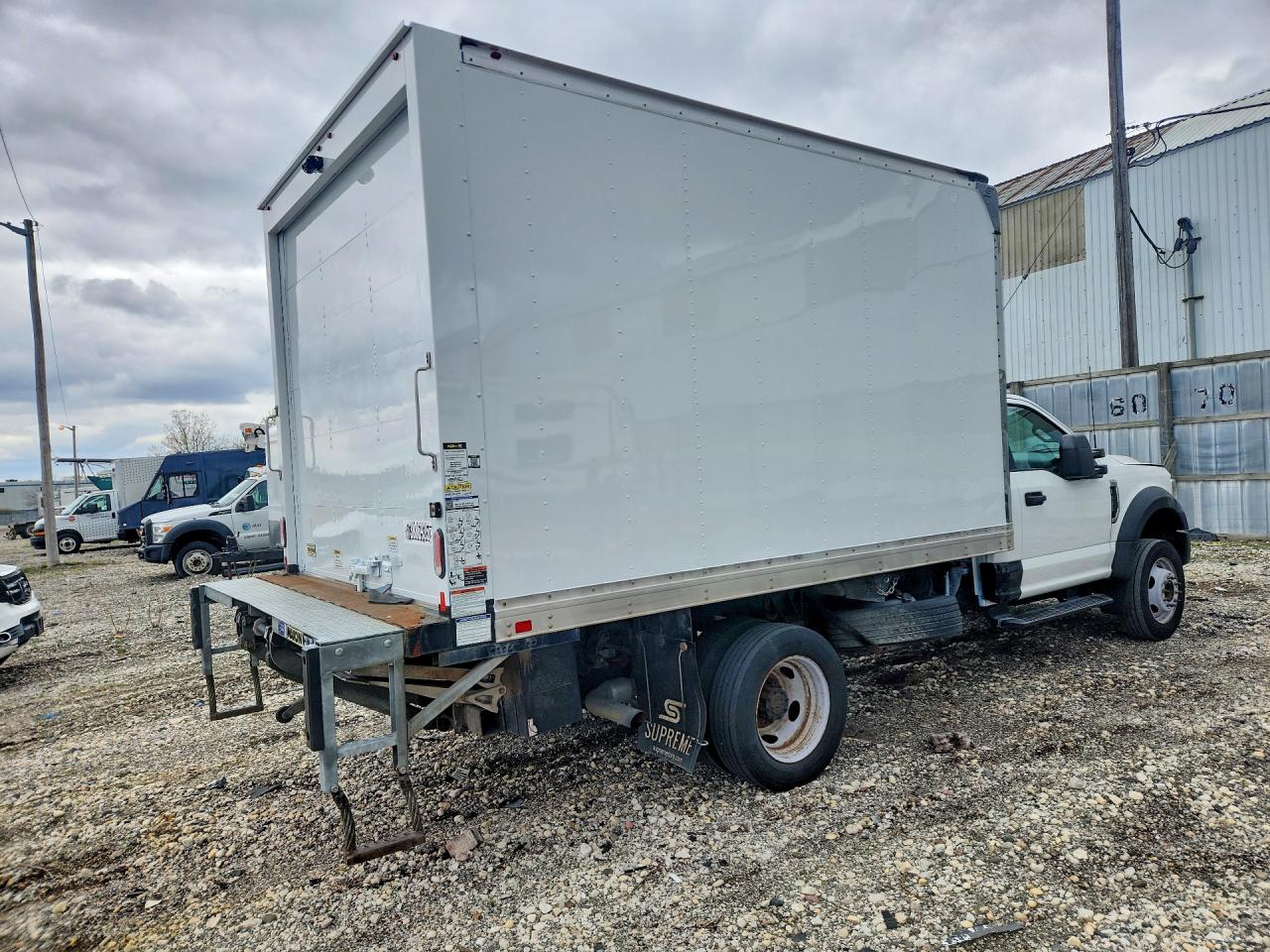 2022 Ford F450 VIN 1FDUF4GN8NEE43866 photo 3