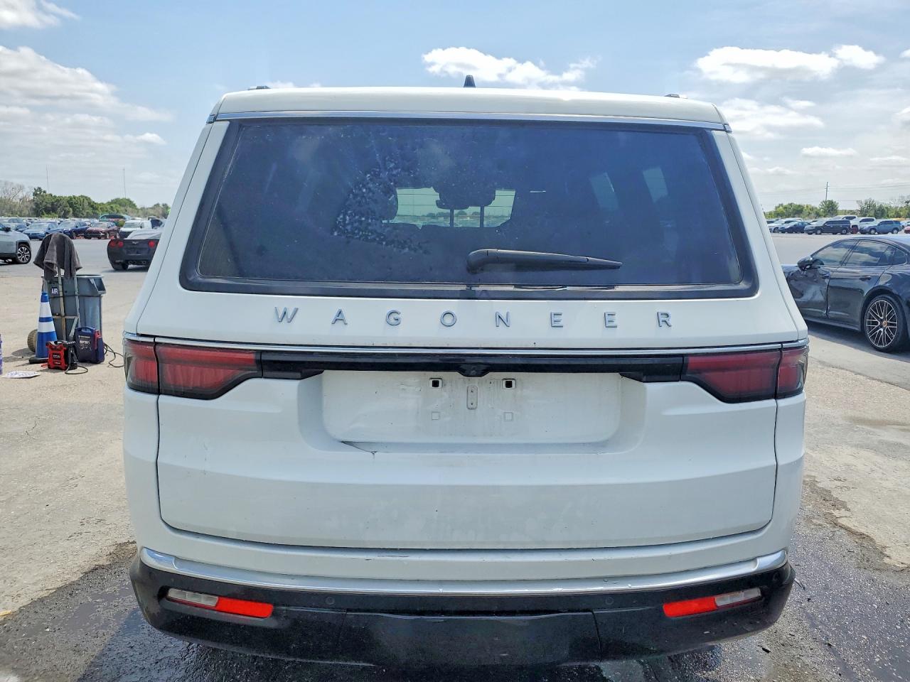 2025 Jeep Wagoneer VIN 1C4SJVBP3SS510122 photo 6