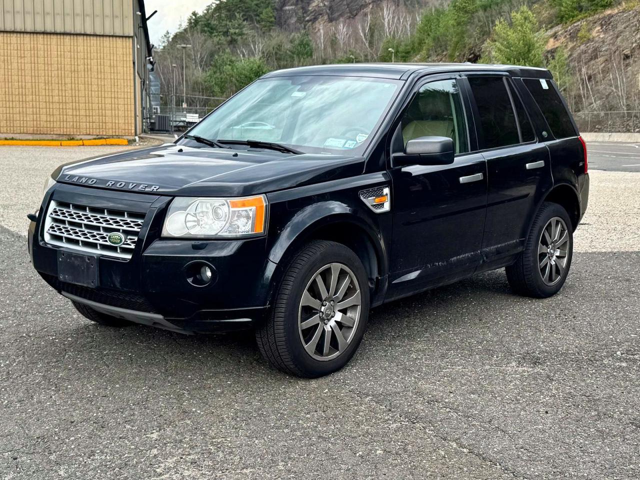2008 Land Lr2 VIN SALFR24N58H091810 photo 2