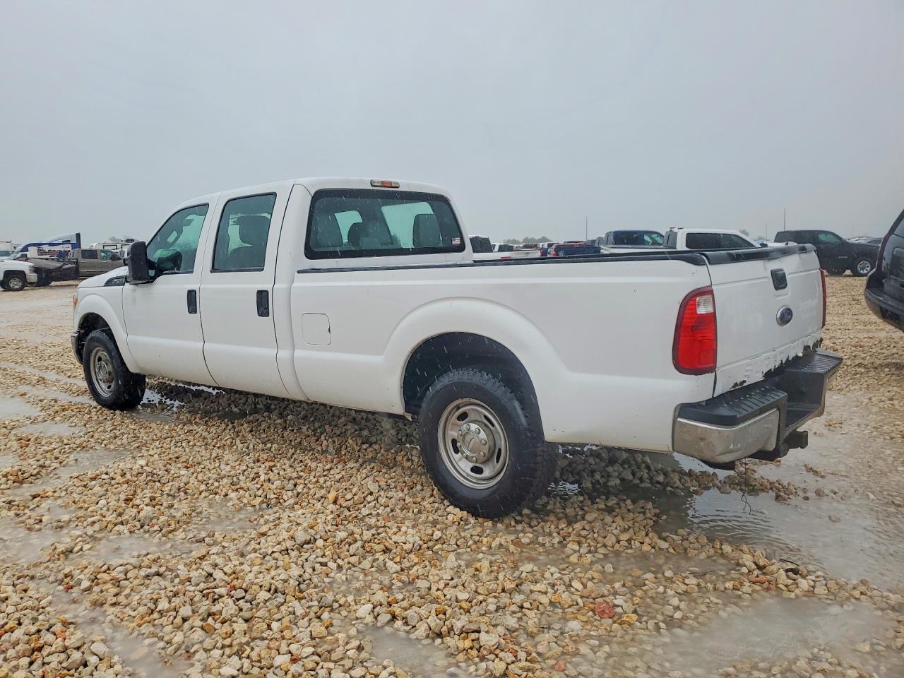 2014 Ford F250 VIN 1FT7W2A60EEB06311 photo 2