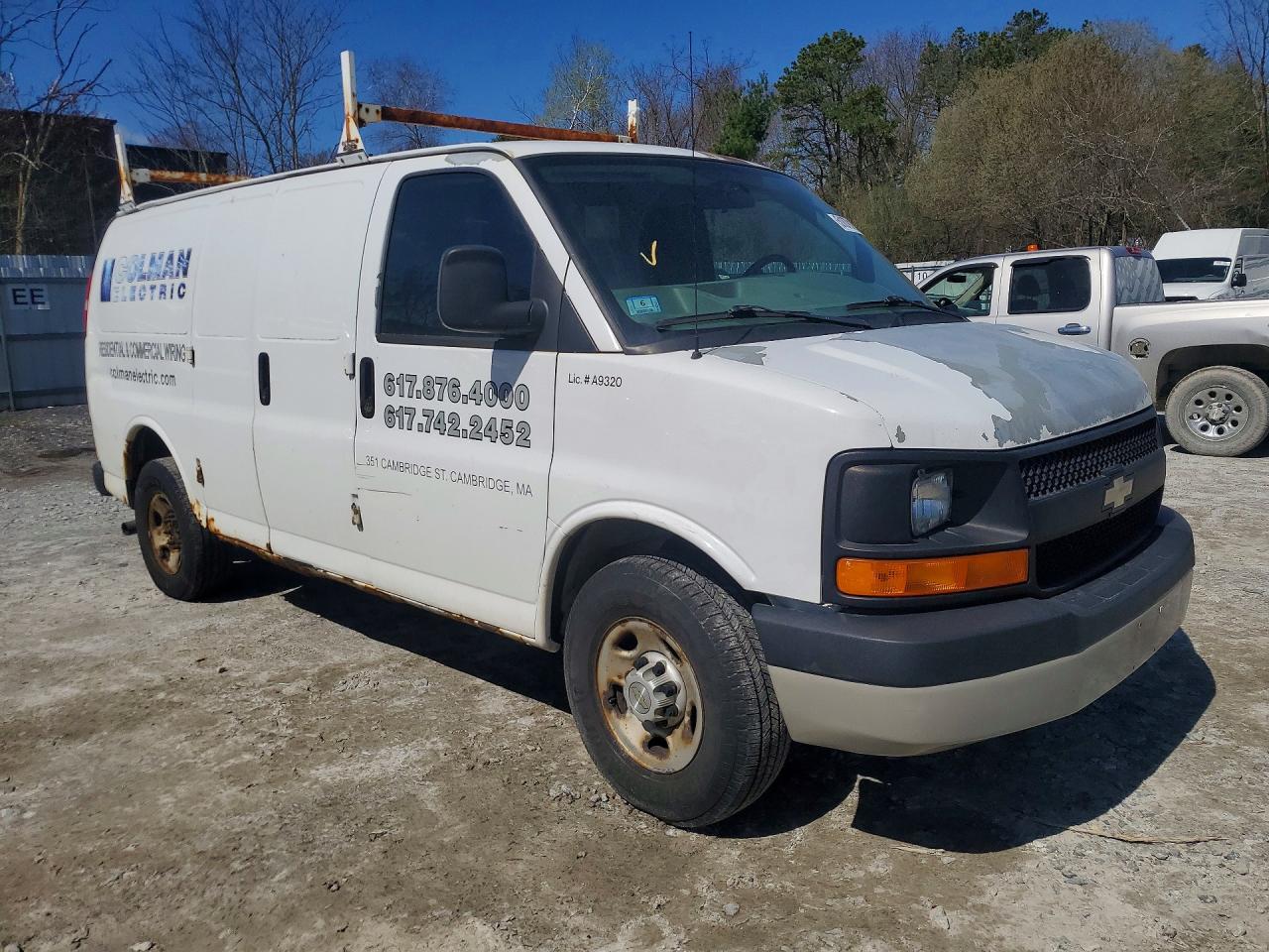 2008 CHEV Express VIN 1GCGG25C681126720 photo 4