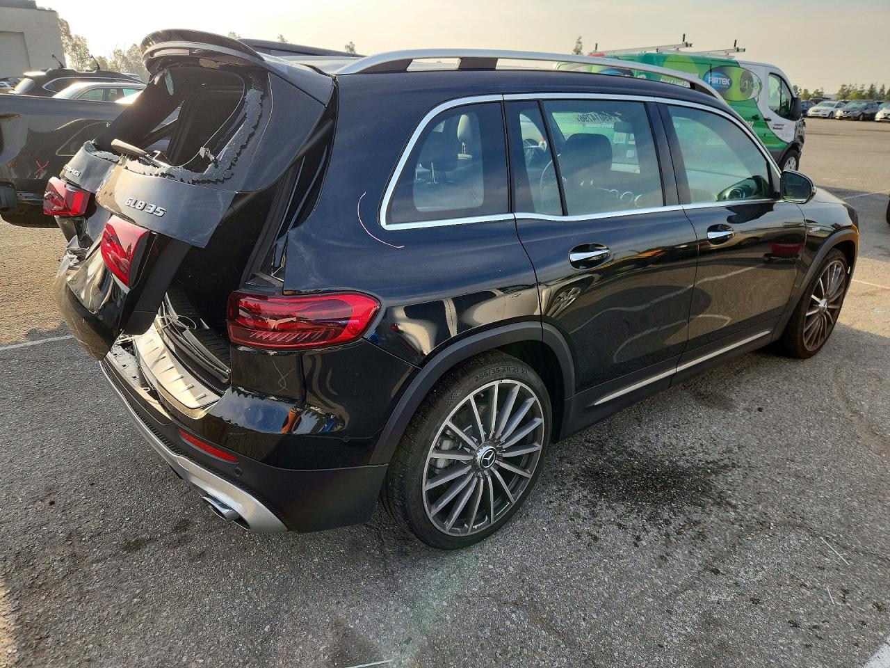 2024 Mercedes-Benz Glb-class VIN W1N4M5BB0RW366321 photo 3