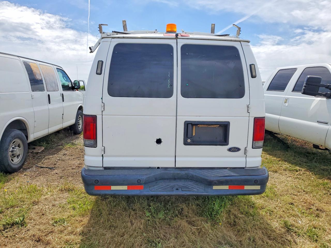 2011 Ford Econoline VIN 1FTNE2EL8BDA16268 photo 6