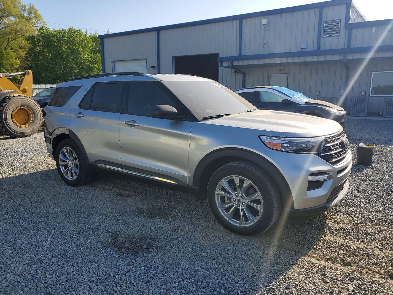 2021 Ford Explorer VIN 1FMSK7DH4MGC09990 photo 4