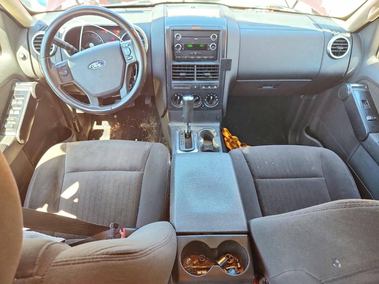 2010 Ford Explorer VIN 1FMEU7DE3AUA06678 photo 8
