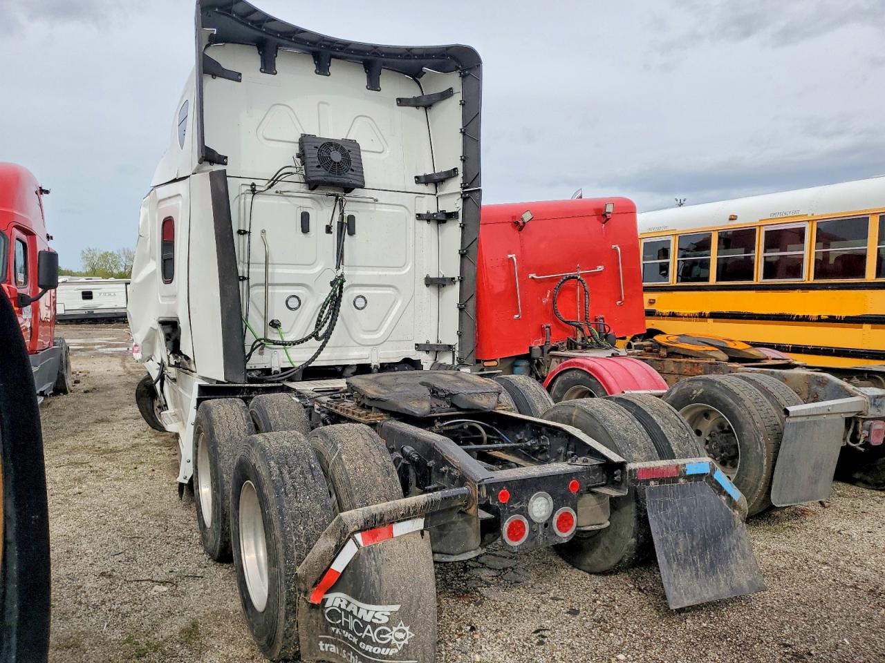 2026 FREIGHTLINER All other VIN 3AKJHHDR1TSWP7286 photo 3