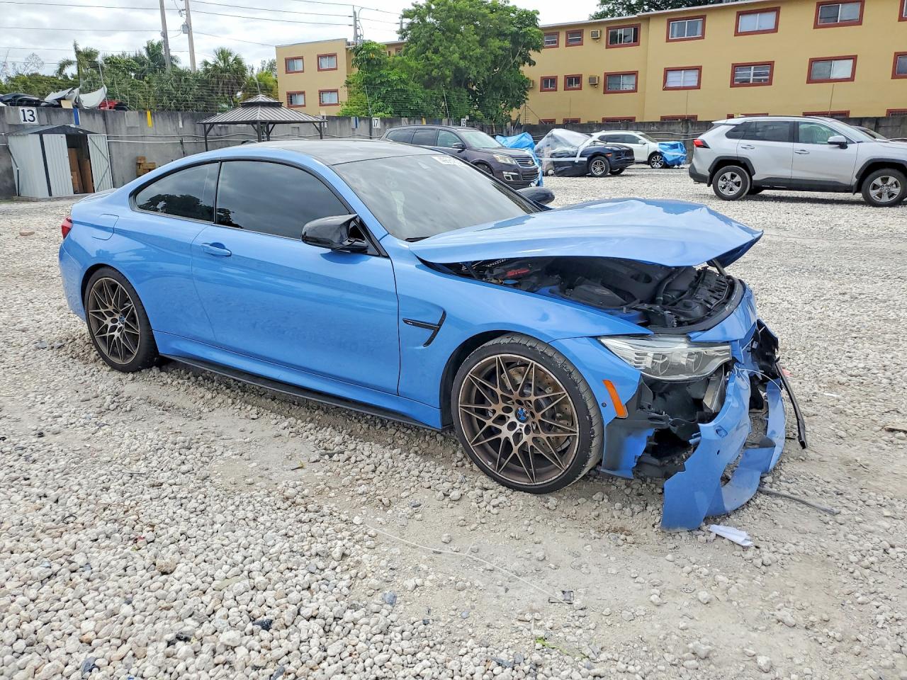 2016 BMW M4 VIN WBS3R9C51GK708554 photo 4