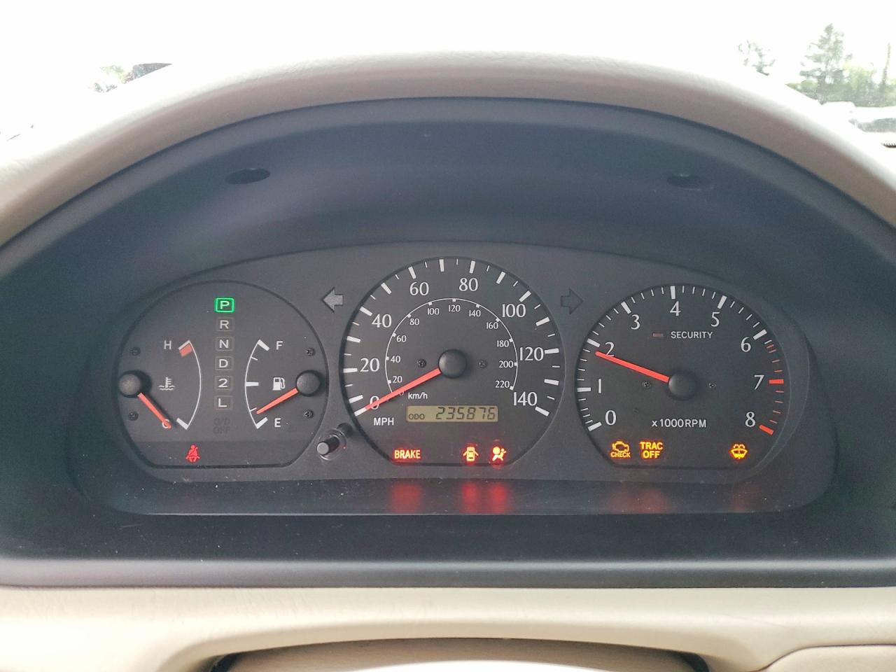 2001 Toyota Camry sola VIN 2T1CF28P51C530464 photo 9