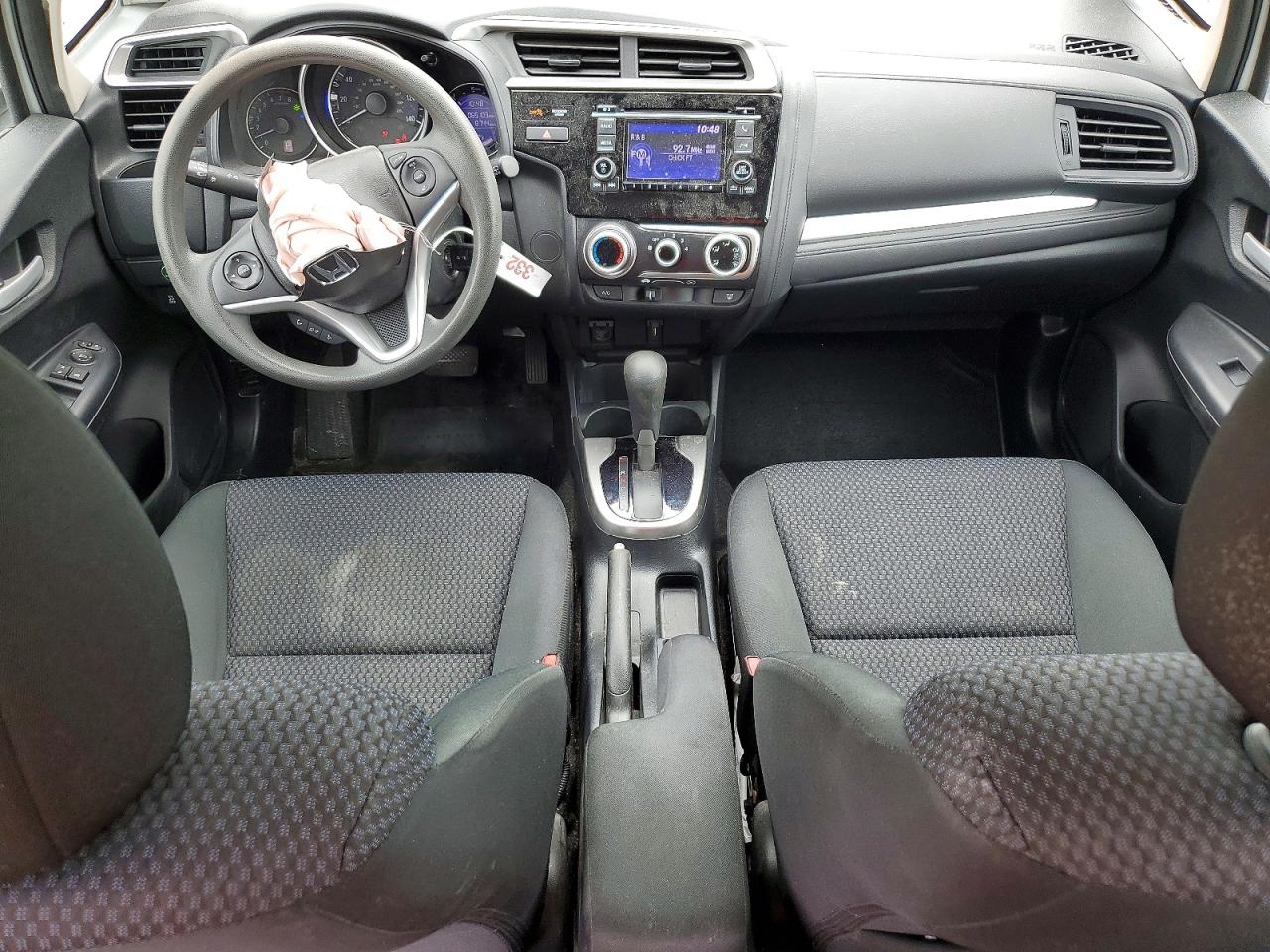 2018 Honda Fit VIN 3HGGK5H49JM736061 photo 8
