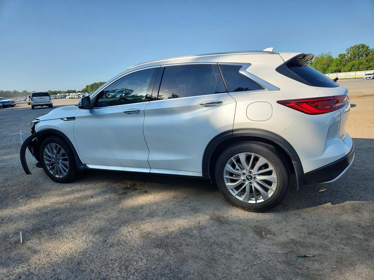2023 Infiniti Qx50 VIN 3PCAJ5BB8PF106303 photo 2