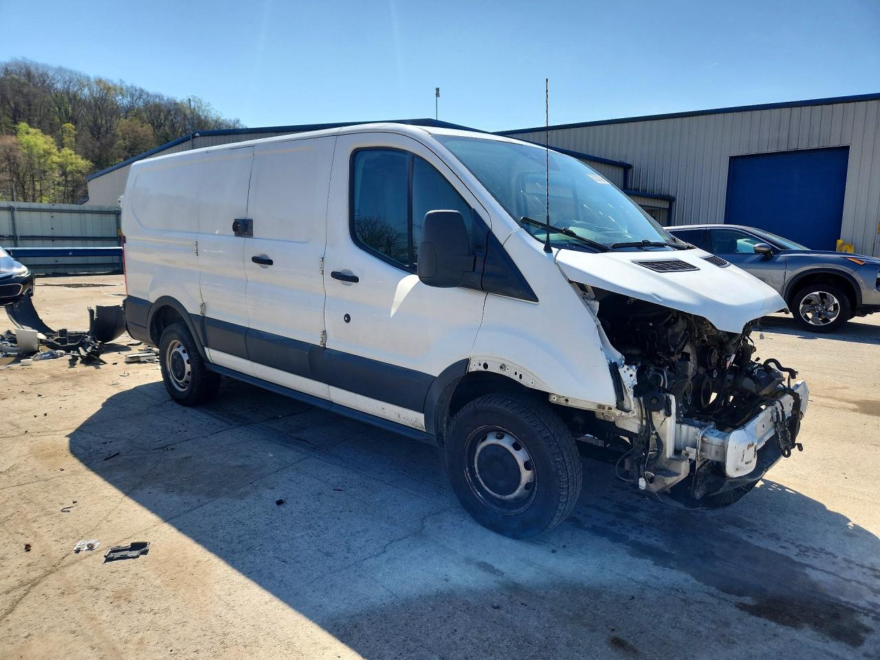 2015 Ford Transit VIN 1FTNR1ZM0FKA45217 photo 4