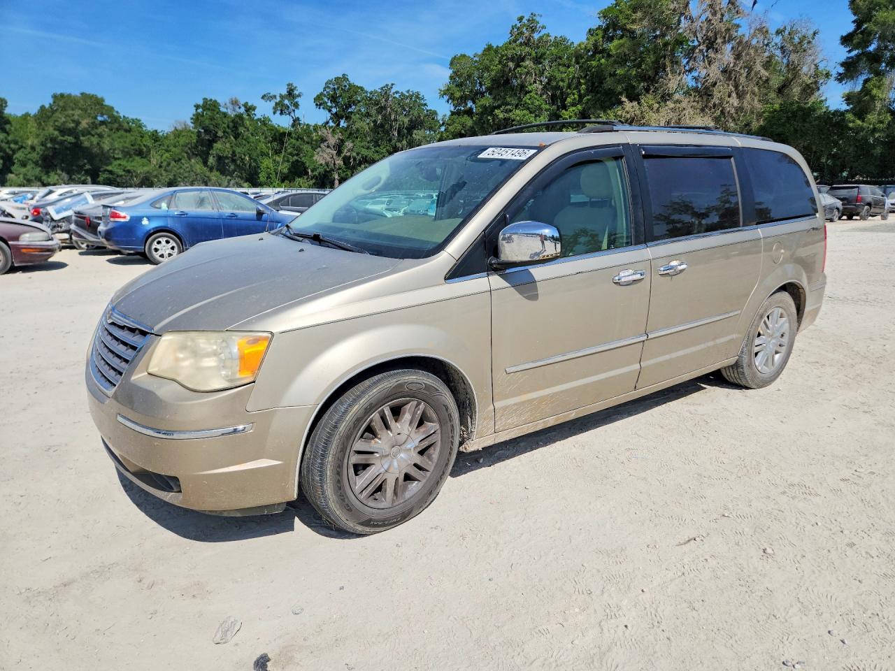 2008 Chrysler Minivan VIN 2A8HR64XX8R689557 photo 1