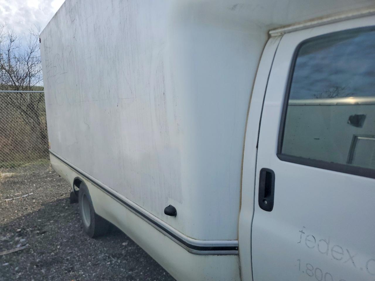 2017 CHEVROLET Express VIN 1GB3GSCG7H1352029 photo 11