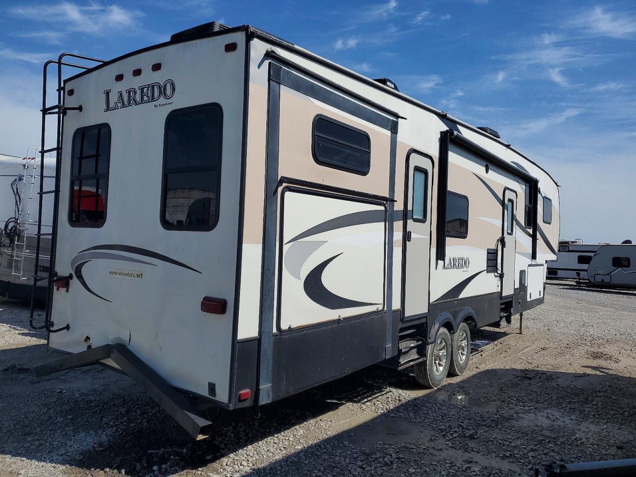 2015 KEYSTONE Laredo ser VIN 4YDF38522FE602336 photo 4