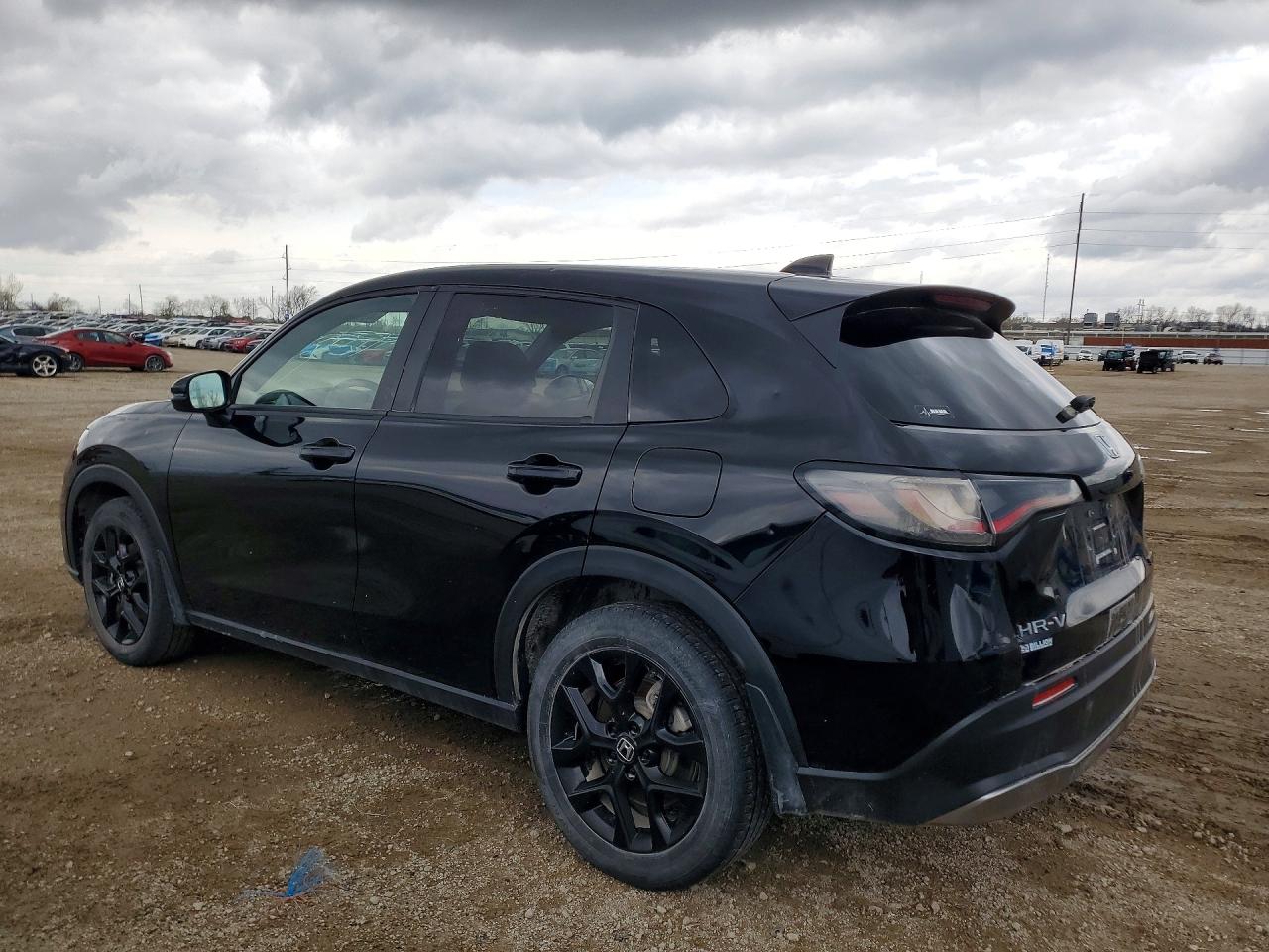 2024 Honda Hr-v VIN 3CZRZ2H54RM758145 photo 2