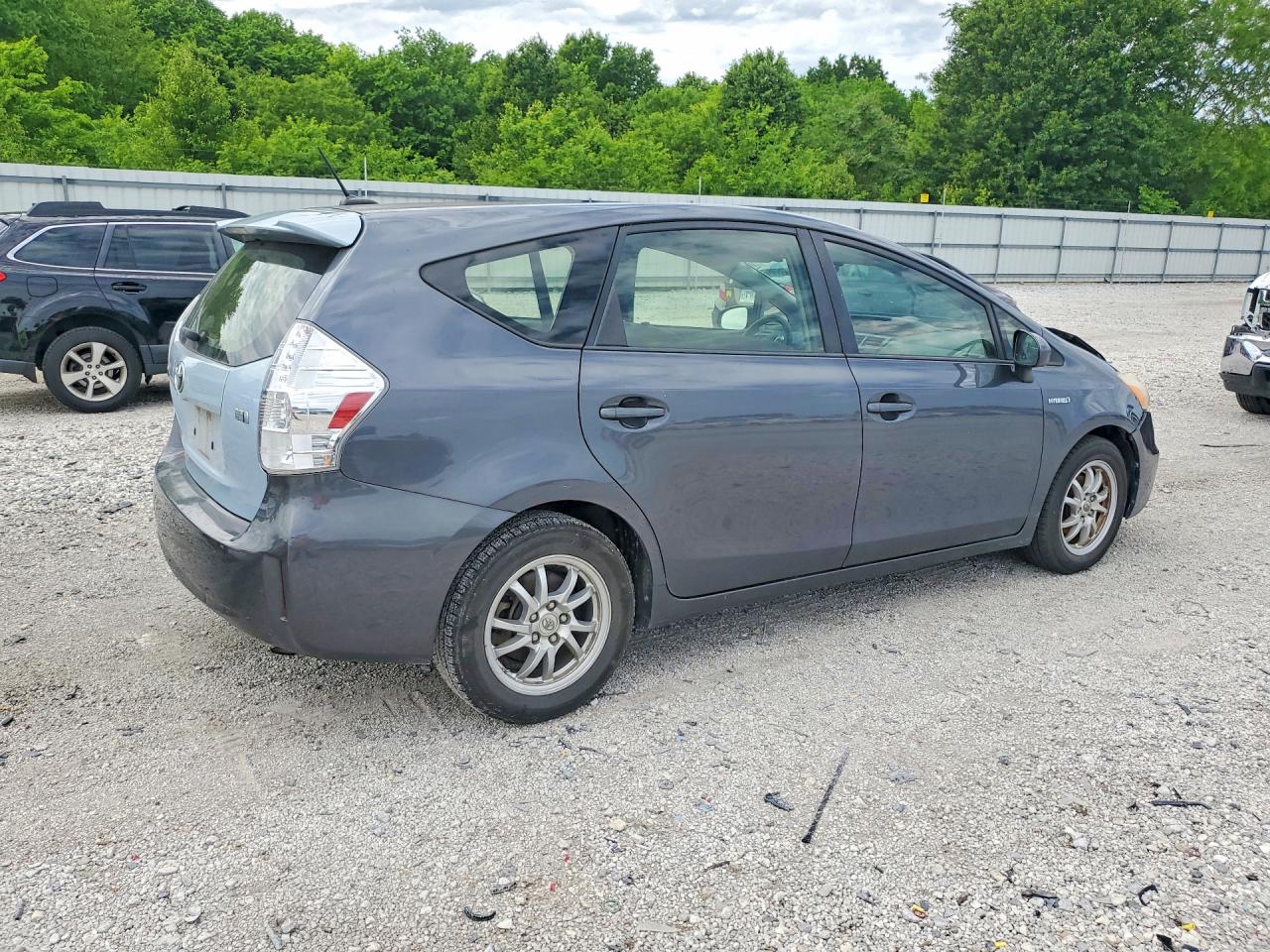 2013 Toyota Prius v th VIN JTDZN3EUXD3268838 photo 3