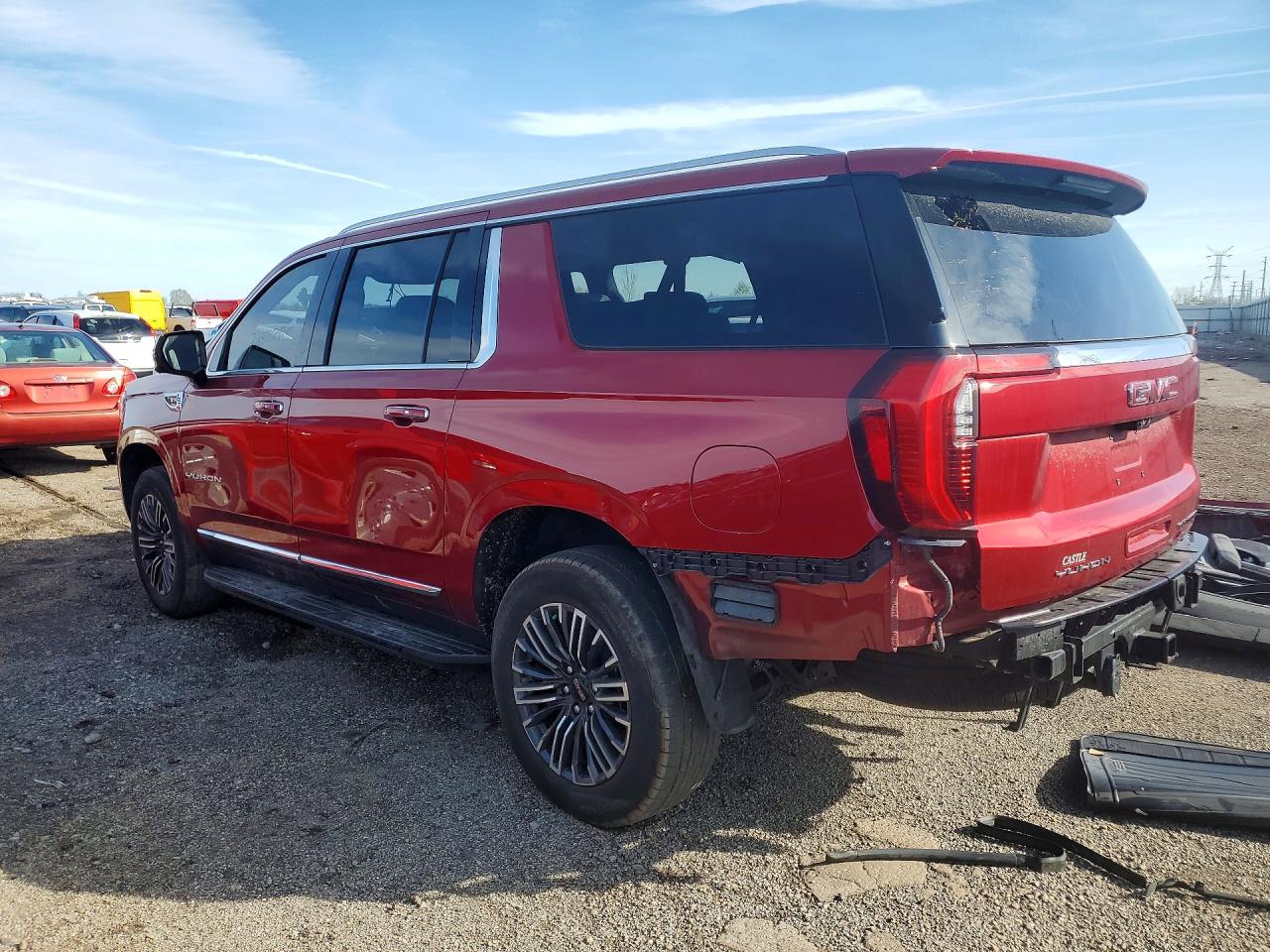 2025 GMC Yukon VIN 1GKS2GRDXSR108825 photo 2