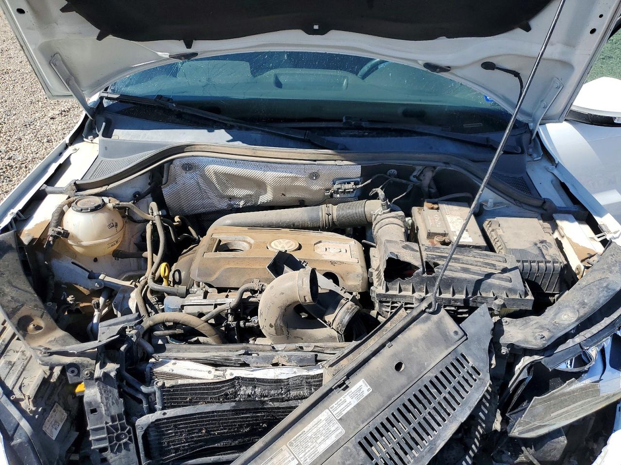 2018 Volkswagen All other VIN WVGAV7AX8JK005247 photo 12