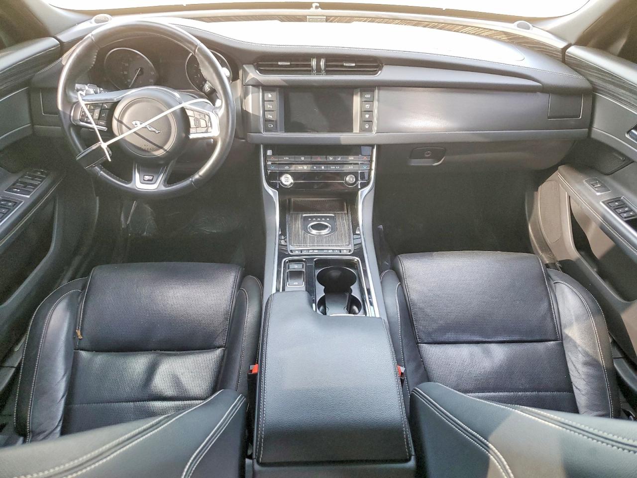 2018 Jaguar Xf VIN SAJBM4FV8JCY66540 photo 8