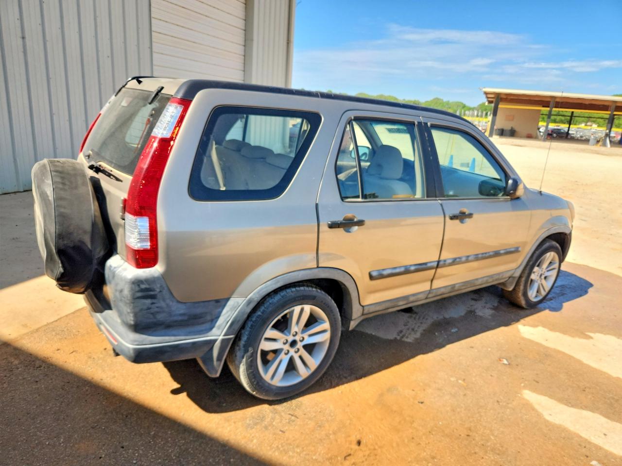 2005 Honda Crv VIN JHLRD68585C002327 photo 3