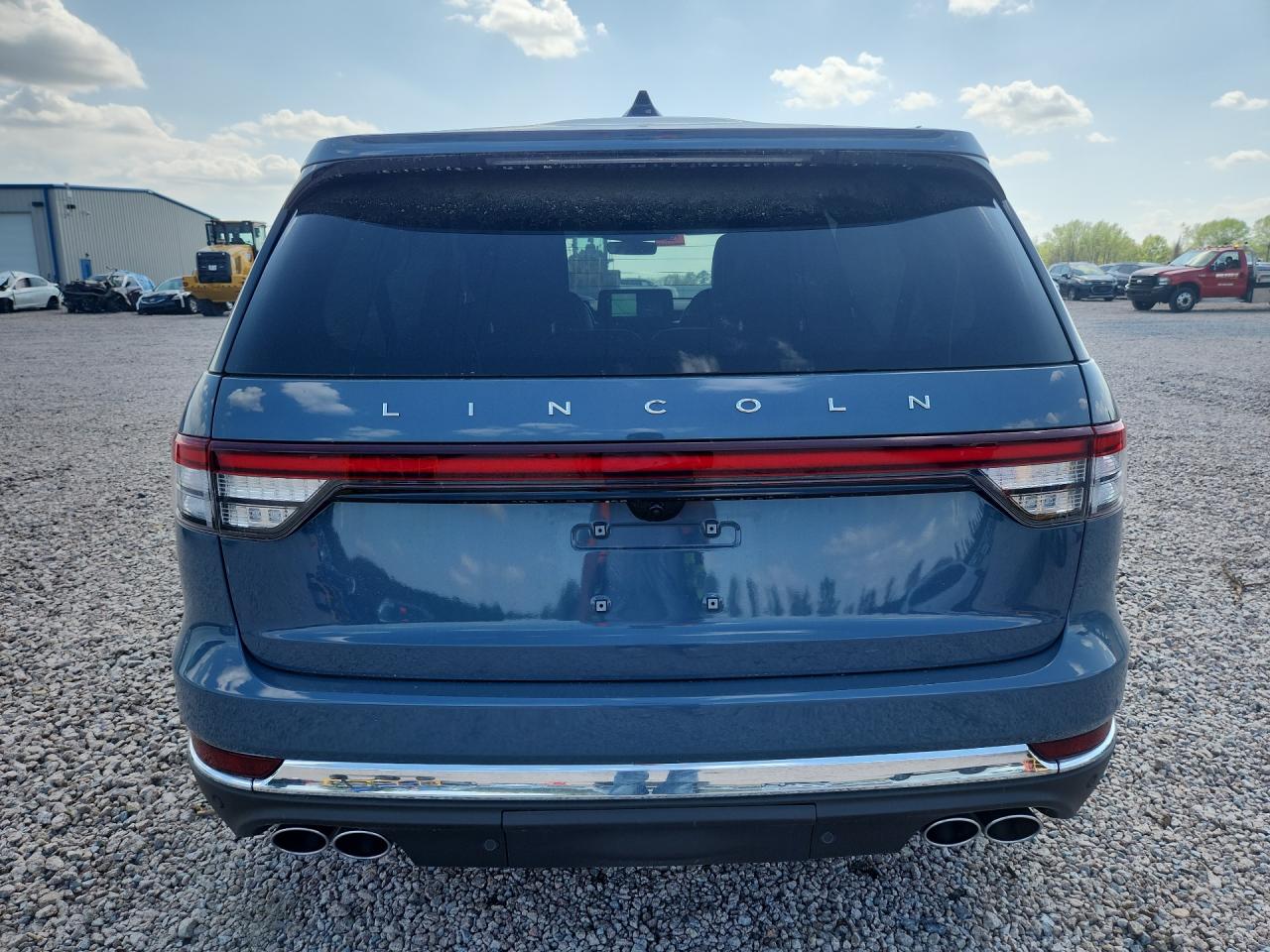 2025 Lincoln Aviator VIN 5LM5J6XC1SGL34045 photo 6