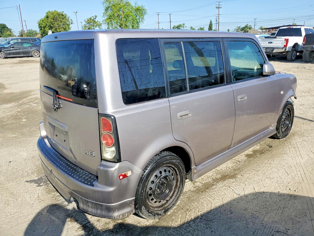 2005 TOYOTA Scion VIN JTLKT324154020117 photo 3