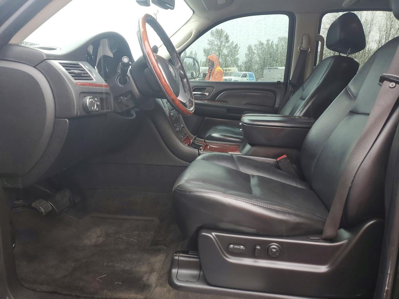 2007 Cadillac Escalade VIN 1GYFK63837R179658 photo 7