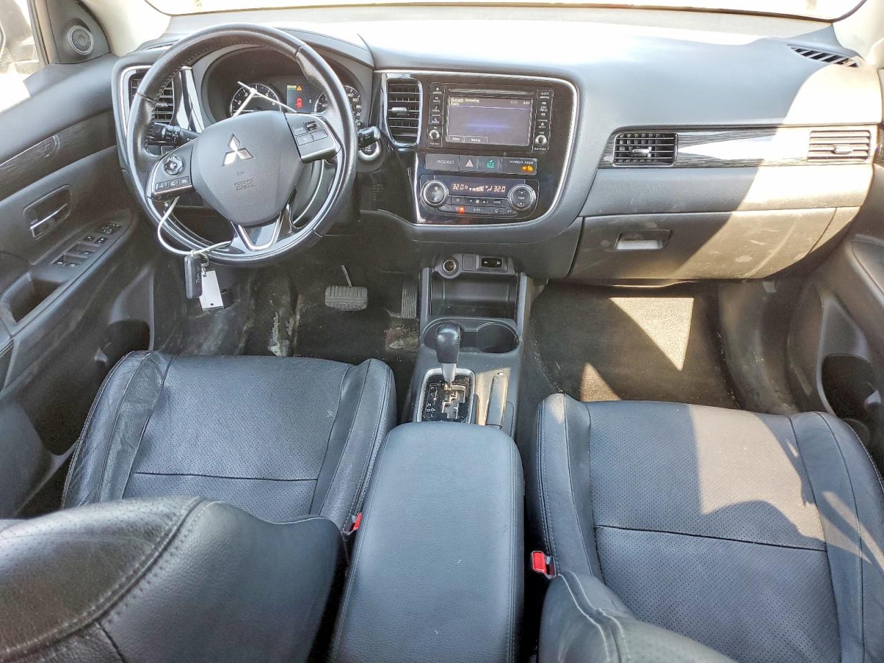 2016 Mitsubishi Outlander VIN JA4AZ2A35GZ603623 photo 8