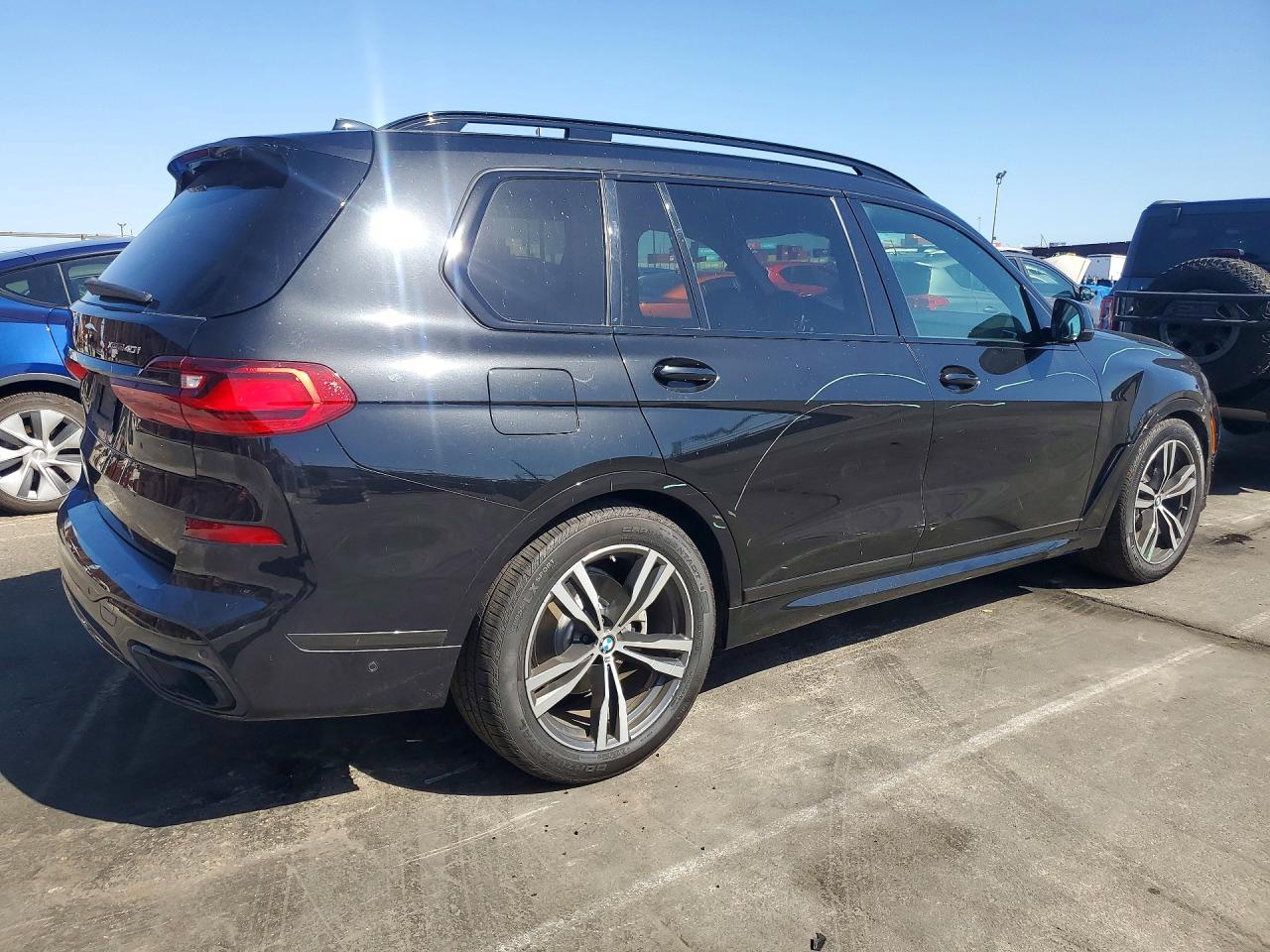 2020 BMW X7 VIN 5UXCW2C04L9C02506 photo 3