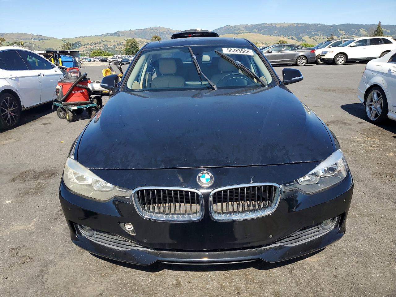2012 BMW 3 series VIN WBA3C1C58CF431377 photo 5