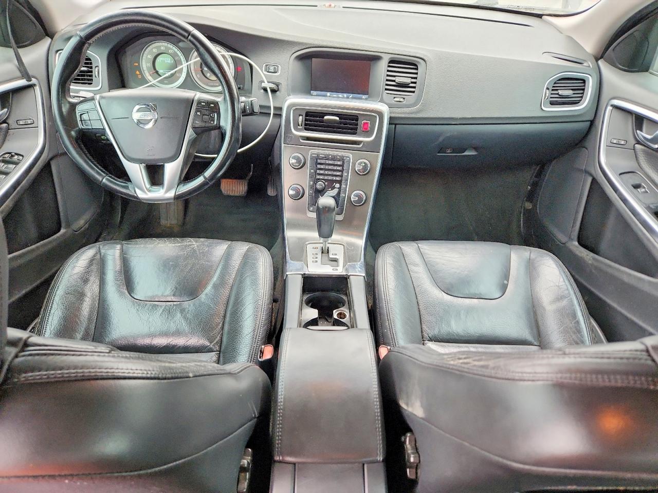2012 VOLV S60 VIN YV1622FS5C2131811 photo 8